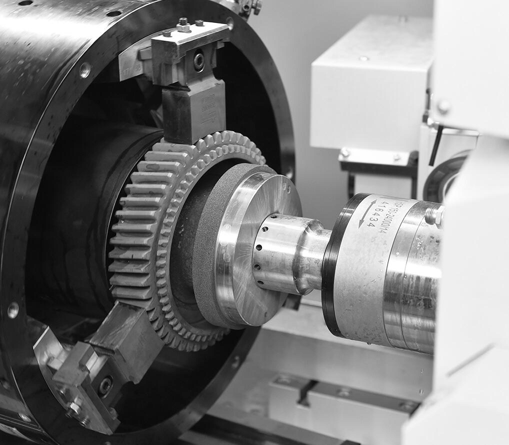 01_Highlight_01 ID grinding of gear