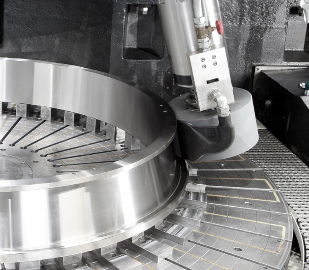 4_014_DVG_Large Bearing outer race