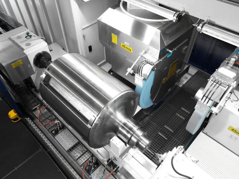 5_Galeria_HG (4) Roll grinding