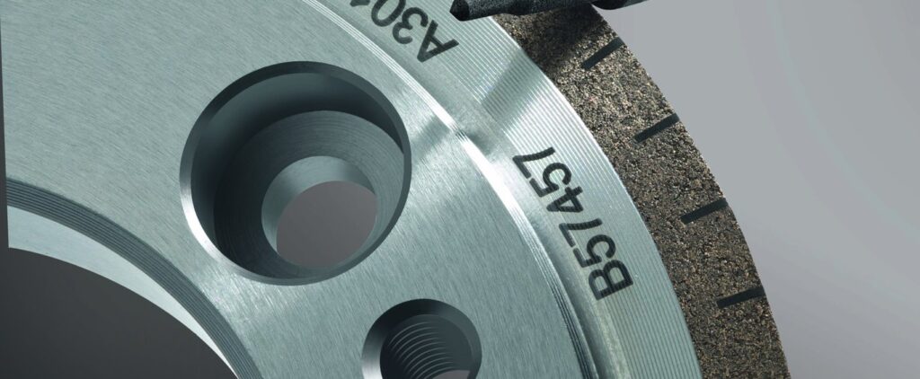 csm_Dresser_older_photos_cmyk_neu_ec018c47fe